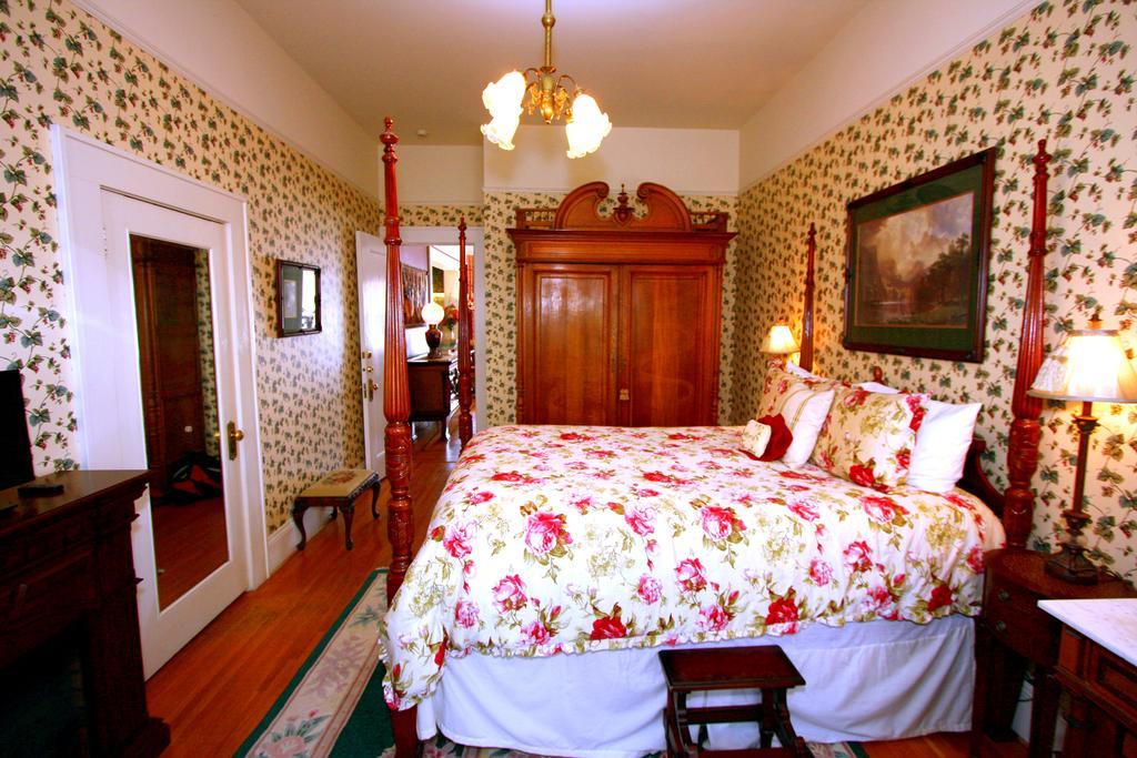 Lion And The Rose Victorian Guest House Portland Exterior foto
